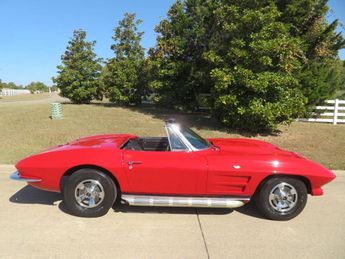  Voir détails -Chevrolet Corvette C2 manuelle à  Le Havre (76)