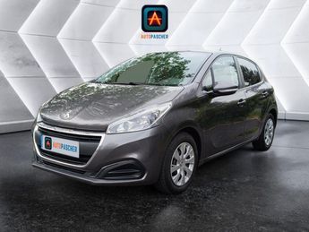  Voir détails -Peugeot 208 1.2 ess - 82ch Finition Business confort à Lens (62)