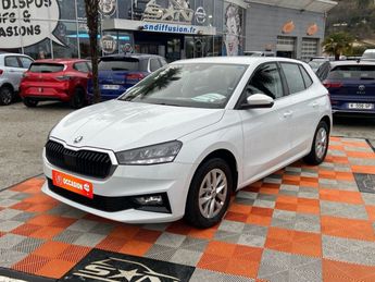  Voir détails -Skoda Fabia 1.0 TSI 95 AMBITION Ecran 8