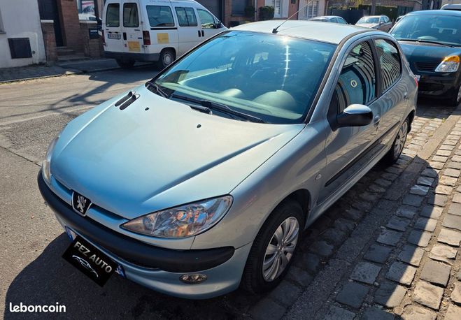 Peugeot 206 1.4 essence 75ch boite automatique Gris de 2003