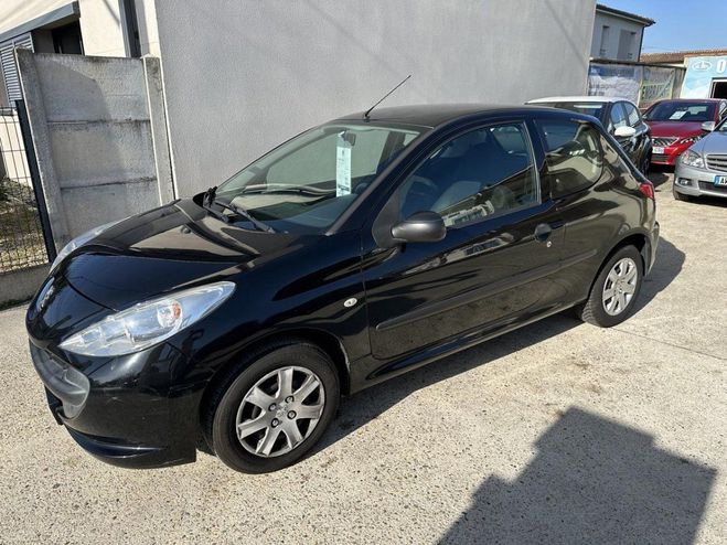 Peugeot 206 + 1.4i + BERLINE Trendy Noir de 2011