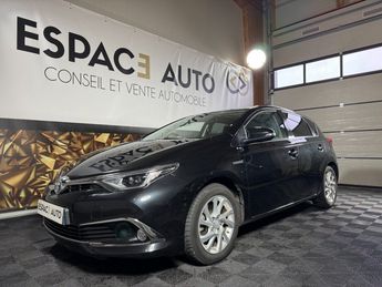  Voir détails -Toyota Auris Hybride 136h Executive à Ronchin (59)