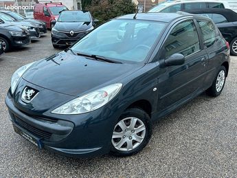  Voir détails -Peugeot 206 + 1.4i 60 Cv Trendy Vitres lectrique-Fe à Saint-tienne (42)