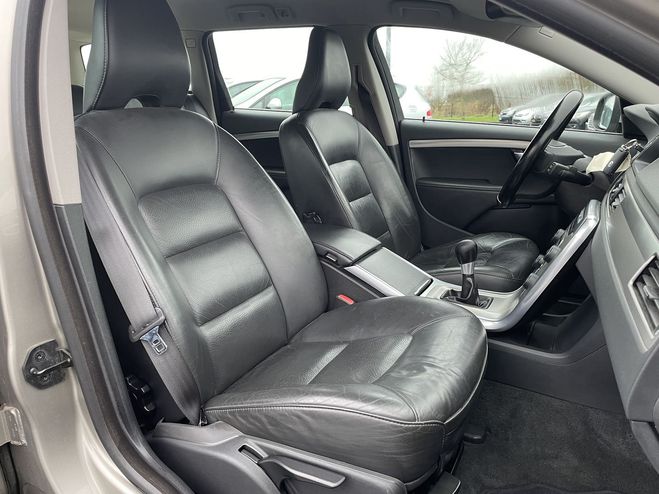 Volvo V70 D3 163CH START&STOP KINETIC GRIS CLAIR  de 2012