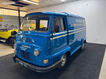 Voir détails -Renault Estafette r2136 à Mont-de-Marsan (40)