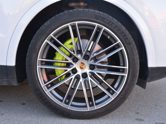 Porsche Cayenne E-hybrid 462 CV Toit ouvrant BOSE Soft C Blanc de 2020