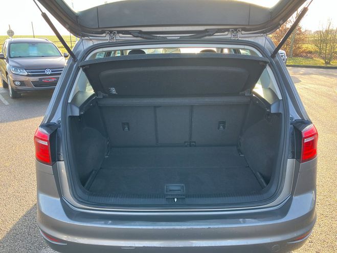 Volkswagen Golf 1.6 TDI 110CH BLUEMOTION FAP TRENDLINE GRIS FONCE de 2015