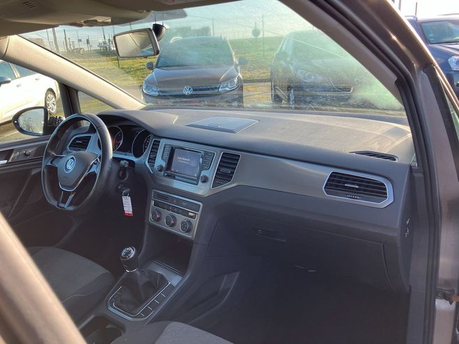 Volkswagen Golf 1.6 TDI 110CH BLUEMOTION FAP TRENDLINE GRIS FONCE de 2015
