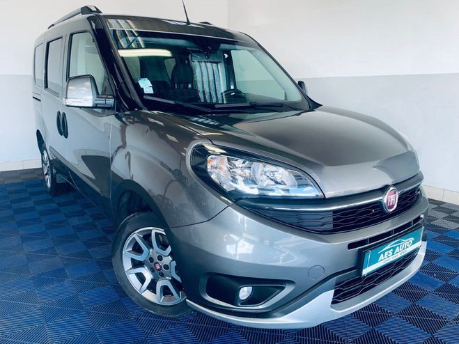 Fiat Doblo MY17 1.6 Multijet 120 ch S/S Trekking Gris de 2018