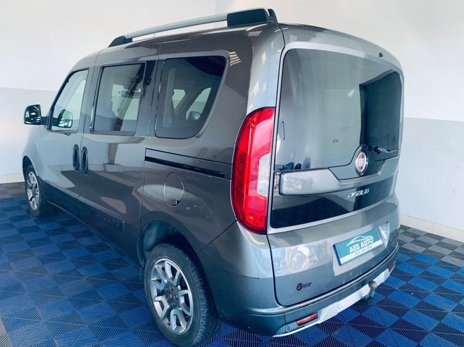 Fiat Doblo MY17 1.6 Multijet 120 ch S/S Trekking Gris de 2018