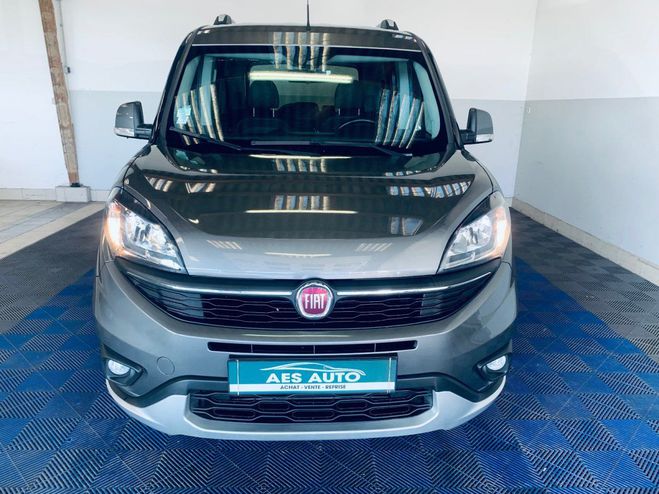 Fiat Doblo MY17 1.6 Multijet 120 ch S/S Trekking Gris de 2018