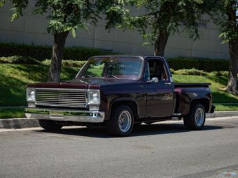  Voir détails -Chevrolet Silverado C10 Short Bed Custom V8 à  Le Havre (76)