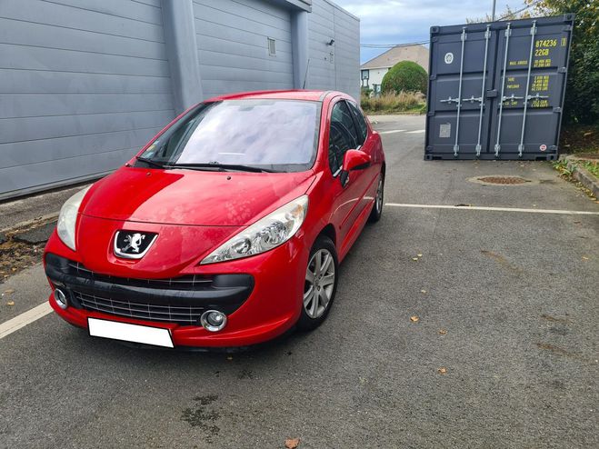 Peugeot 207 1.6 hdi FAIBLE KM Rouge de 2006