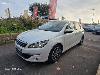  Voir détails -Peugeot 308 1.2l Ess 110ch GARANTIE à Sannois (95)