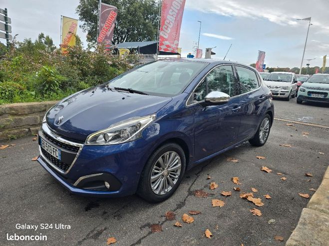 Peugeot 208 1.2l Ess 82ch Style 02-2017 GARANTIE Autre de 2017