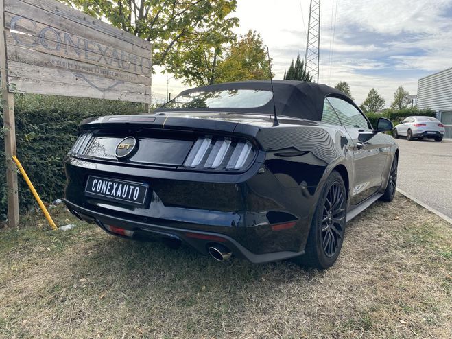 Ford Mustang GT Cabriolet 5.0l 2017 Noir Et Dor� de 2017