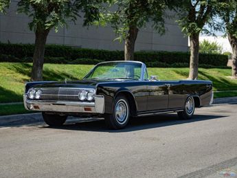  Voir détails -Lincoln Continental 430 CID 320HP V8 4 portes Cabriolet à  Le Havre (76)
