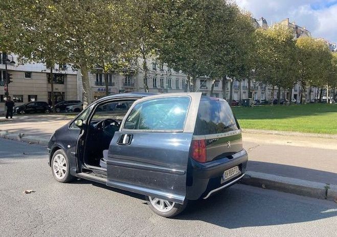 Peugeot 1007 BVA 1.4 SPORTY 2-TRONIC  de 2006