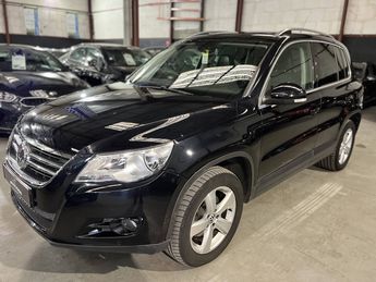  Voir détails -Volkswagen  Tiguan  2.0 TDI 140 FAP Carat 4Motion Tiptronic à Sainte-Genevive-des-Bois (91)