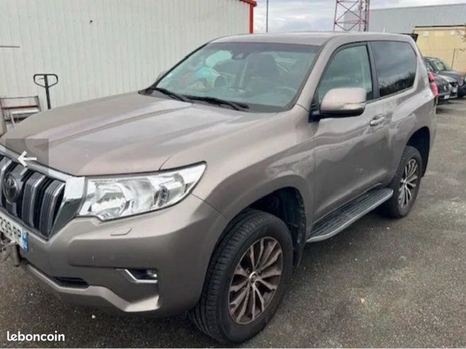 Toyota Land Cruiser lounge 2.8 D 177cv BVA  de 2019