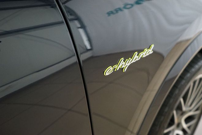 Porsche Cayenne Coupe E-Hybrid 21 bleu nuit de 2021