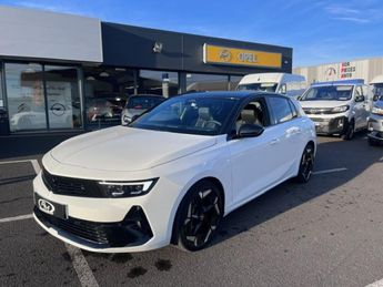  Voir détails -Opel Astra 1.6 Turbo 225ch Hybrid GSe BVA8 à Thiers (63)