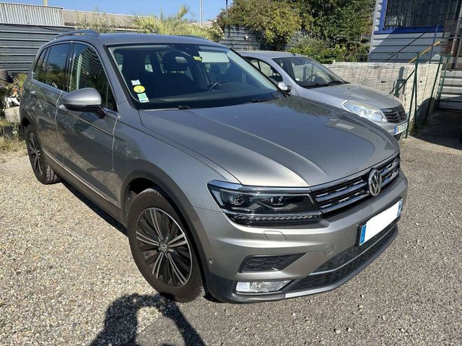 Volkswagen Tiguan II 2.0 TDI 150ch Blue Carat DSG7 GRIS de 2017