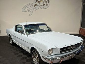  Voir détails -Ford Mustang FASTBACK V8 289 2 2 à Montceau-les-Mines (71)