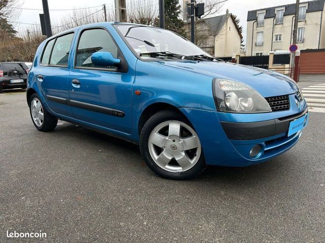 Renault Clio II 1.6L 107CV Autre de 2001