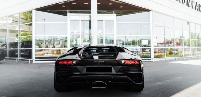 Lamborghini Aventador S LP 740-4 ISR 6.5 V12 / Carbone noir  de 2019