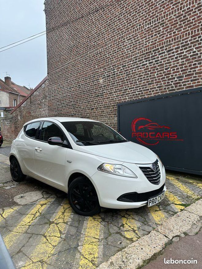 Lancia Ypsilon Edition Elefantino Blanc de 2013