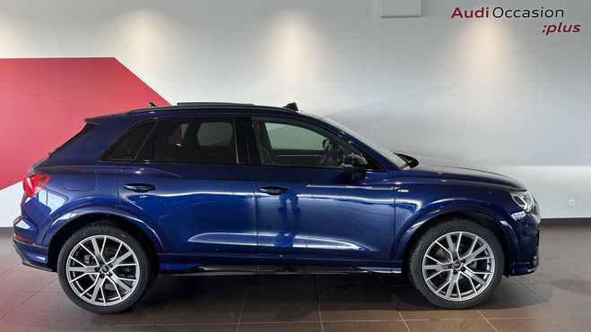 Audi Q3 35 TFSI 150 ch S tronic 7 S line BLEU NAVARRE METALLISE de 2023