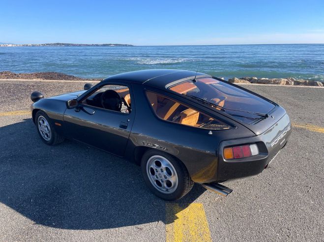 Porsche 928 4.5L 240 CH Gris de 1979