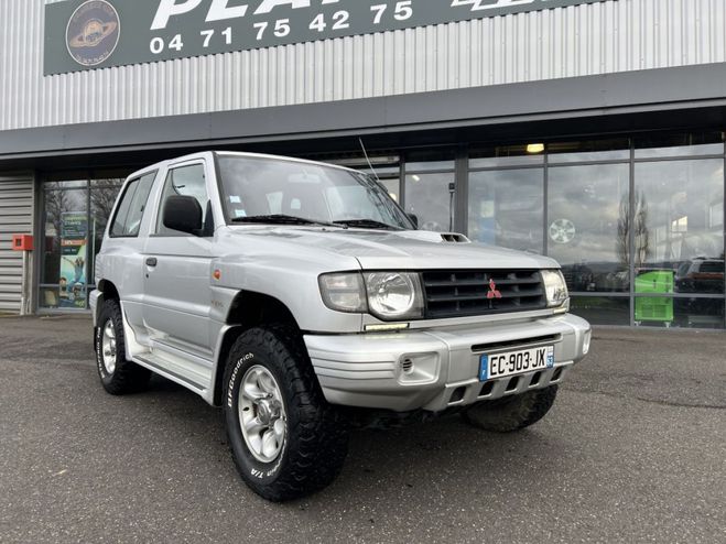 Mitsubishi Pajero 2.5 L TD 115 CV Classic Gris de 2003