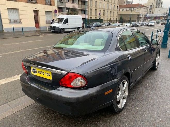 Jaguar X Type 2.2 D EXECUTIVE GRIS F de 2005