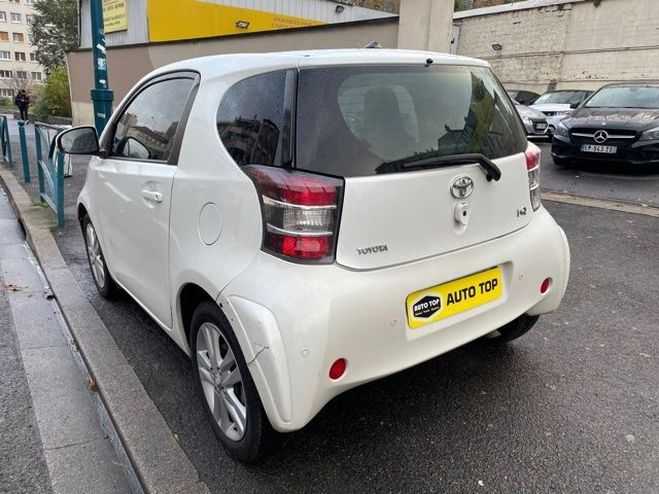 Toyota Iq 100 VVT-I Q START&STOP BLANC de 2009