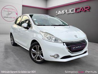  Voir détails -Peugeot 208 1.2 VTi 82ch BVM5 Allure à Pertuis (84)