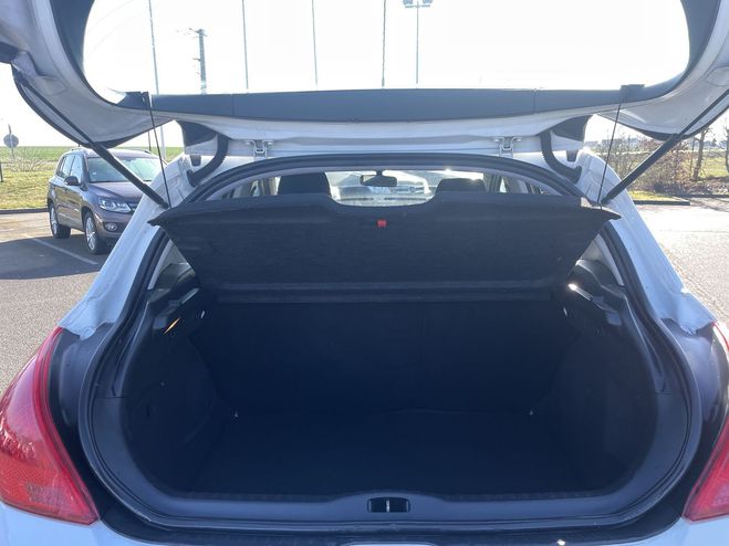 Peugeot 308 1.6 HDI92 FAP CONFORT PACK 5P BLANC de 2010