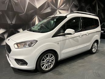  Voir détails -Ford Tourneo Courier 1.5 TDCI 75CH TITANIUM à Aubire (63)