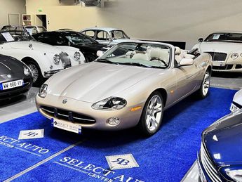 Jaguar XK8