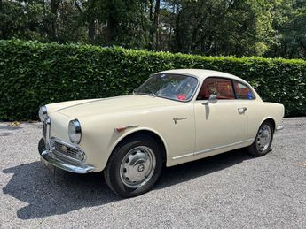  Voir détails -Alfa romeo Giulietta Sprint Veloce Comfortable à Malle (23)