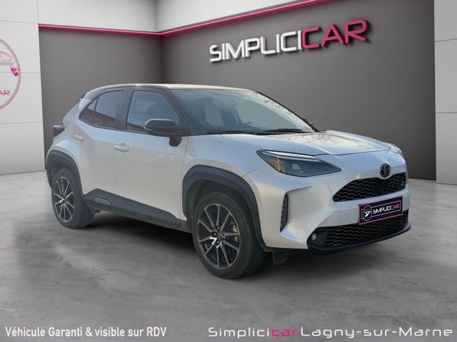 Toyota Yaris CROSS HYBRIDE MY22 116h 2WD GR SPORT - G Blanc de 2023