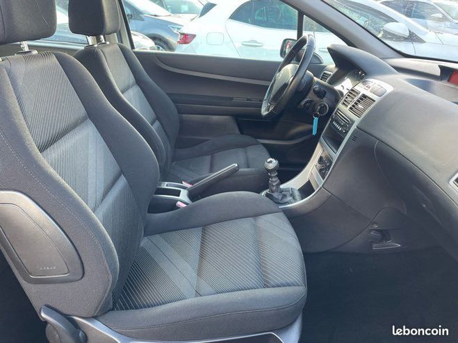 Peugeot 307 2.0 l HDI 136 SPORT Gris de 2007