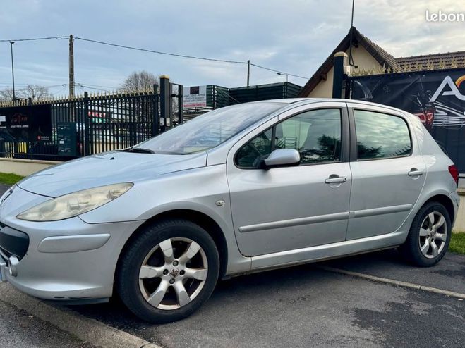 Peugeot 307 (2) 1.6 hdi 16v 110 fap executive pack 5 Gris de 2006