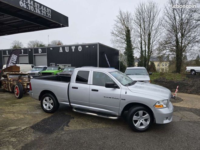 Dodge Ram 4x4 1500 Crew cab Sport 5.7 V8 Hemi Gris de 2012