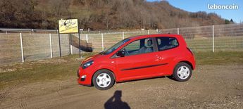  Voir détails -Renault Twingo 75 CV ESSENCE 1ere MAIN (belbex auto A Y à Yolet (15)