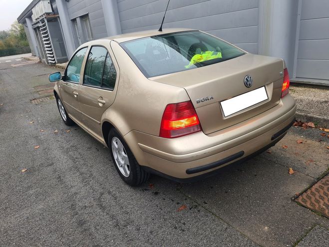 Volkswagen Bora 1.6 105 2490E TBEG Beige de 2001