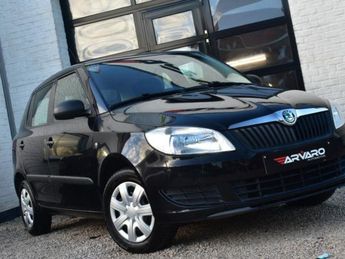  Voir détails -Skoda Fabia 1.4i à Kuurne (85)