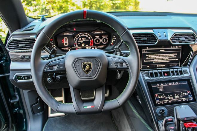 Lamborghini Urus PERFORMANTE AD PERSONAM VERDE HYDRA  de 2023