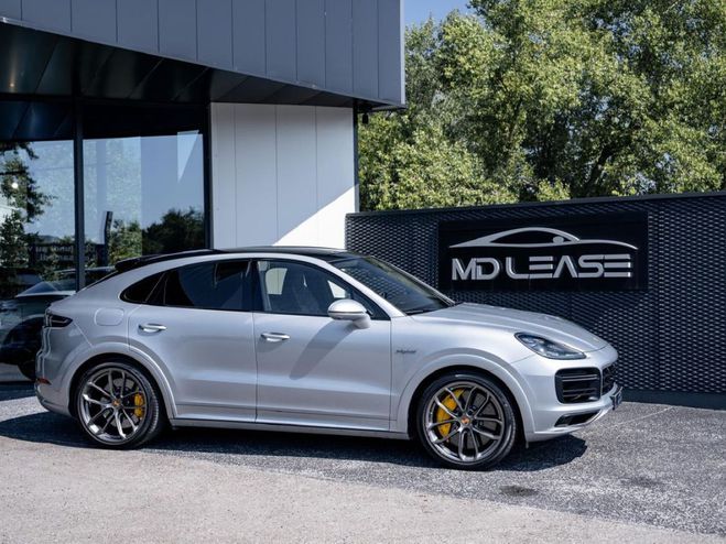 Porsche Cayenne coupe 4.0 v8 680 turbo e-hybrid tiptroni Gris de 2023